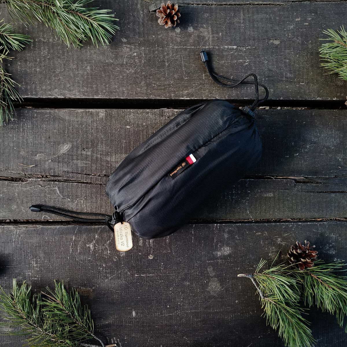 Hamac ultraușor TigerWood Libelula V2 Black - cu plasă de protecție împotriva insectelor