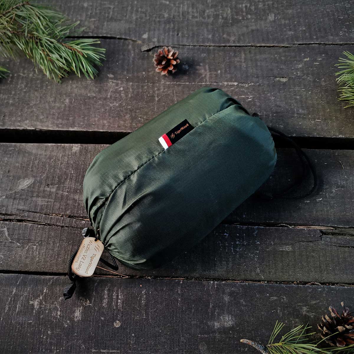 Hamac ultraușor TigerWood Libelula V2 Long Green - cu plasă de protecție împotriva insectelor