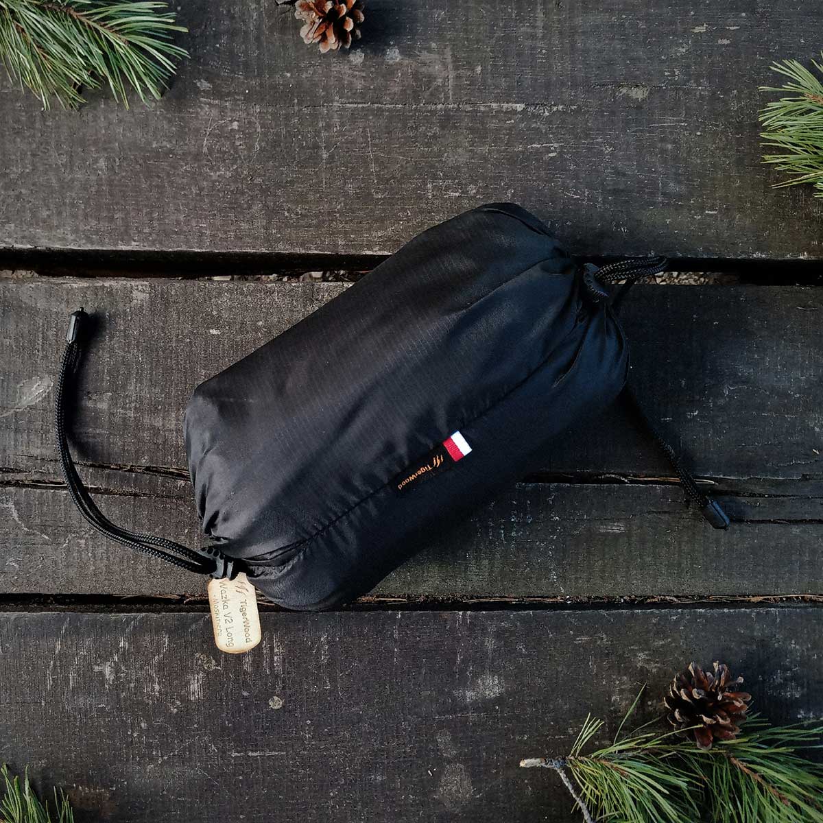 Hamac ultraușor TigerWood Libelula V2 Long Black - cu plasă de protecție împotriva insectelor