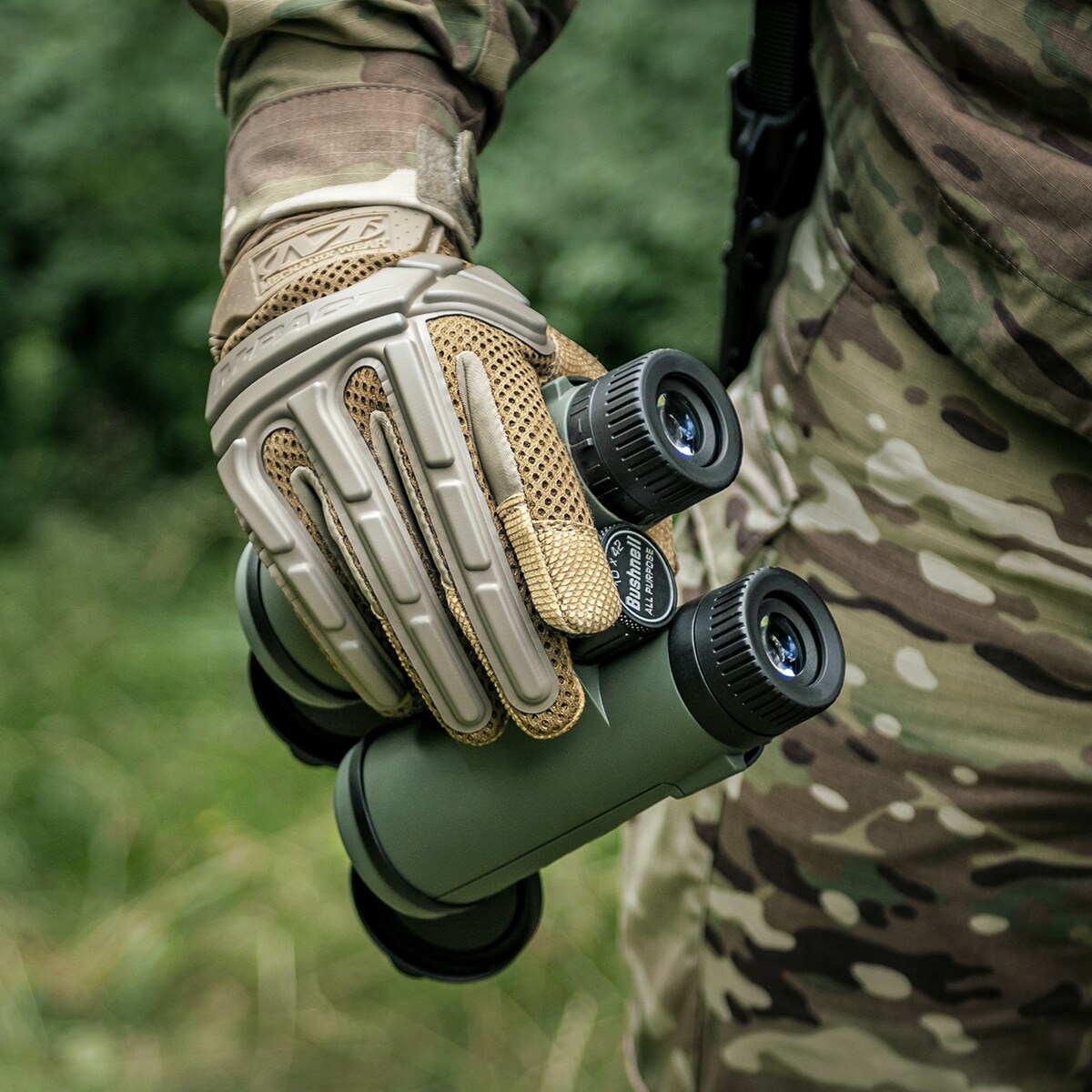 Binoclu militar Bushnell All Purpose 10x42 - Green