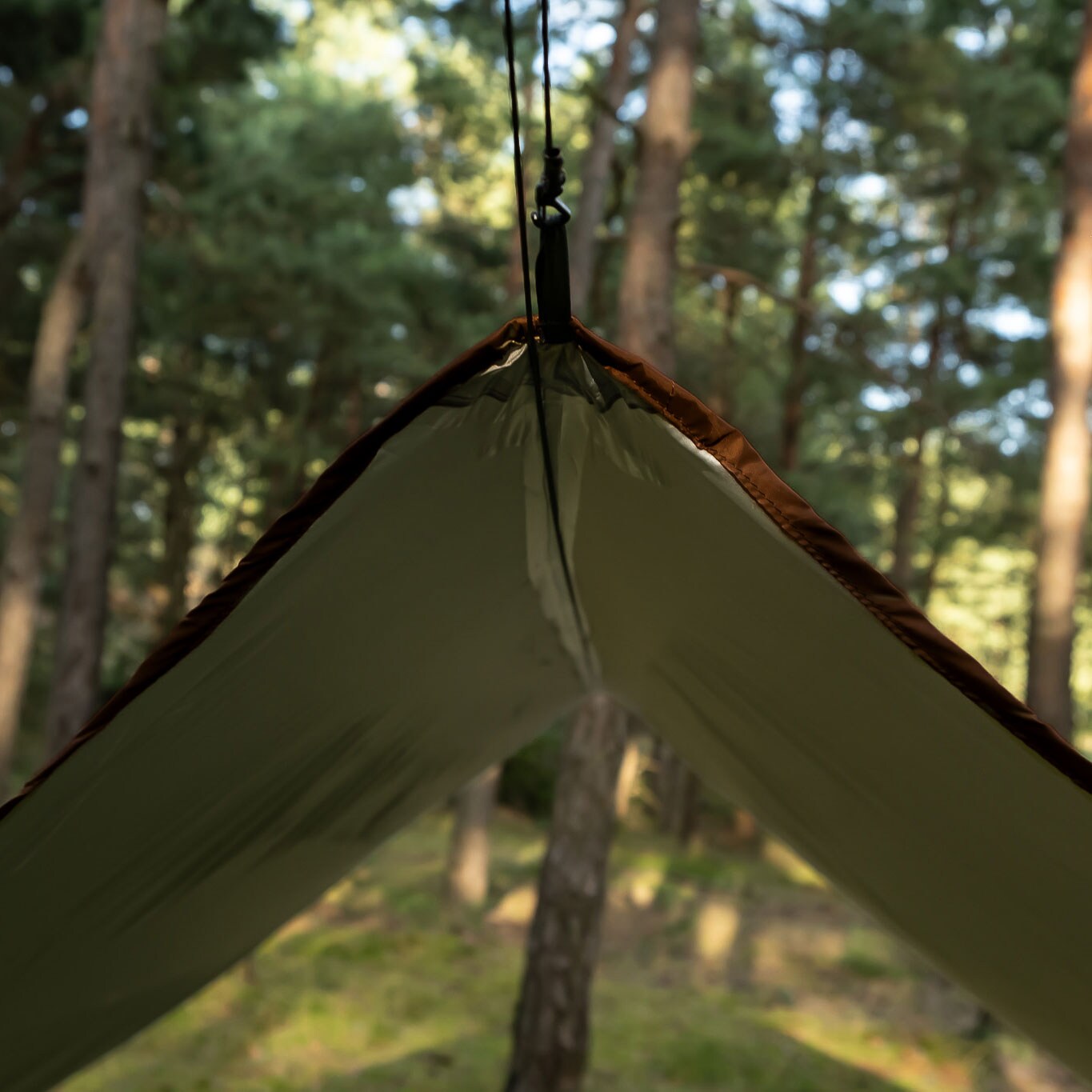 Prelată pentru camping TigerWood Termo Tarp StingRay 3,6 x 2,8 m - Brown