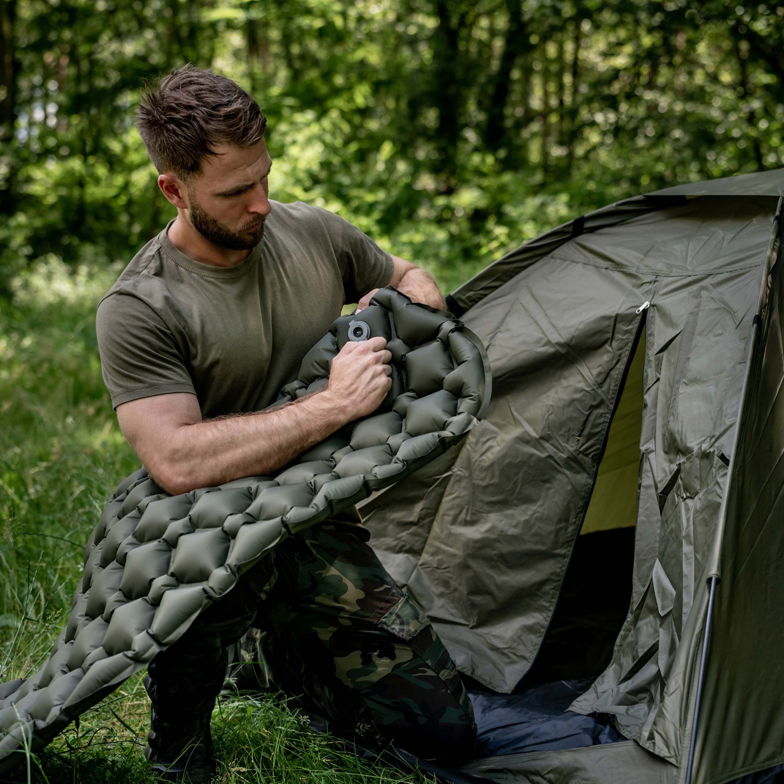 Saltea pentru o persoană Badger Outdoor 188 x 58 cm - Olive