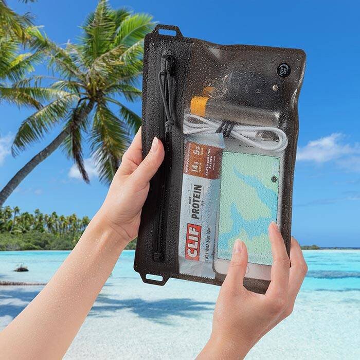 Husă impermeabilă Nite Ize RunOff Medium - Charcoal