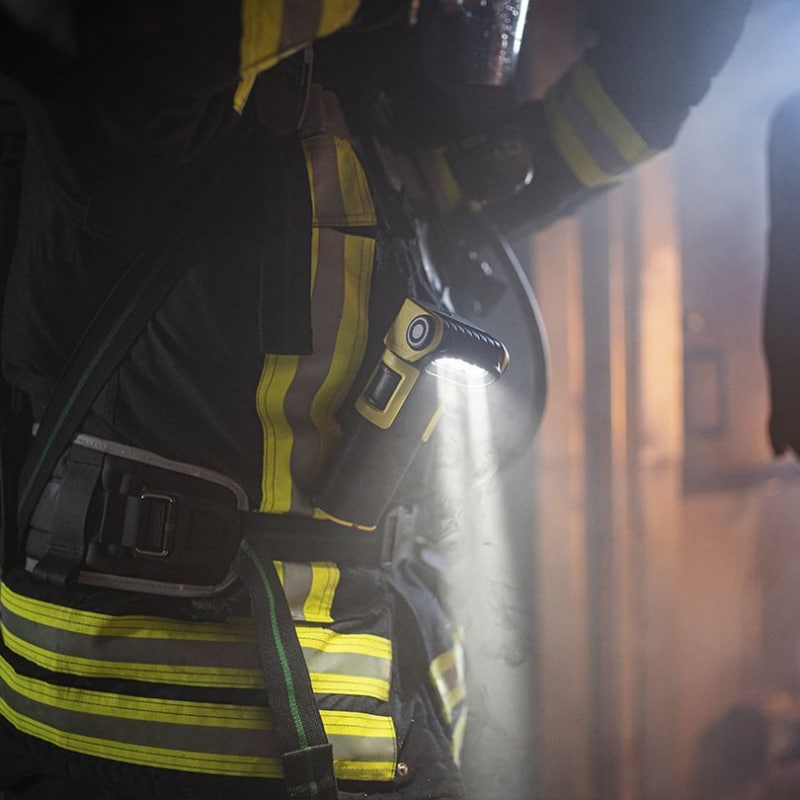 Lanternă Ledlenser EXC7R ATEX Set cu stație de încărcare - 400 lumeni