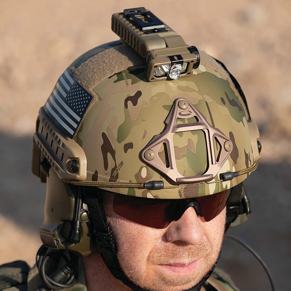 Lanternă pentru cască Streamlight Sidewinder Military Coyote - 55 lumeni