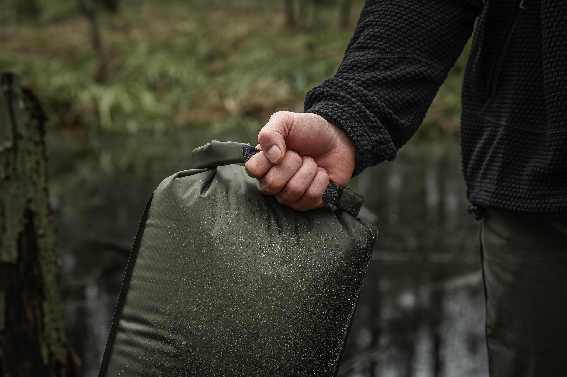 Sac cu funcție de pompă Badger Outdoor Inflatable Pump Bag - Olive
