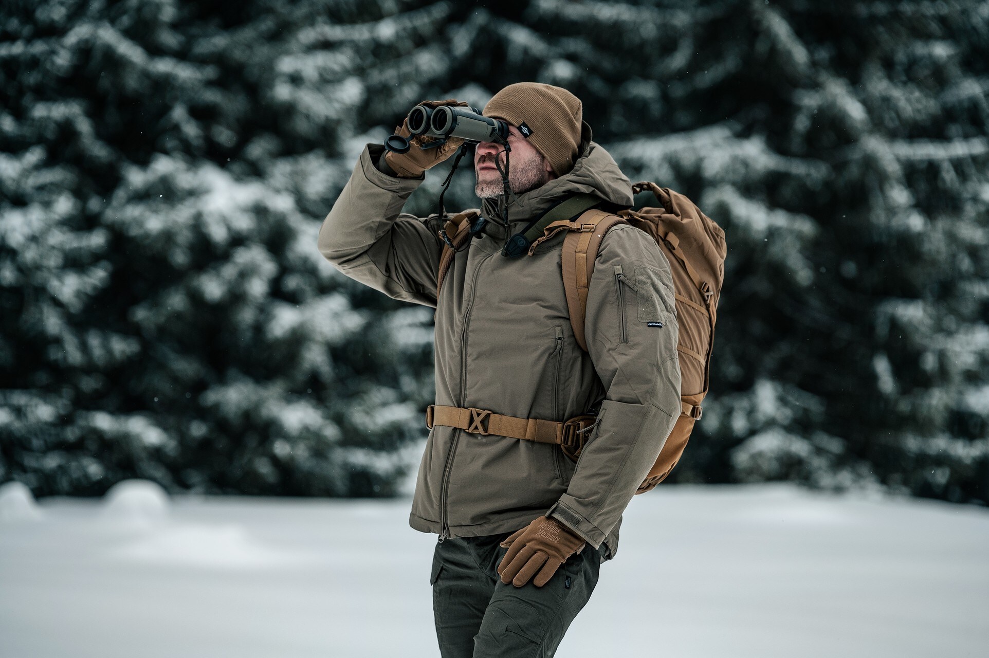 Binoclu Bushnell R5 10x42 - Ranger Green