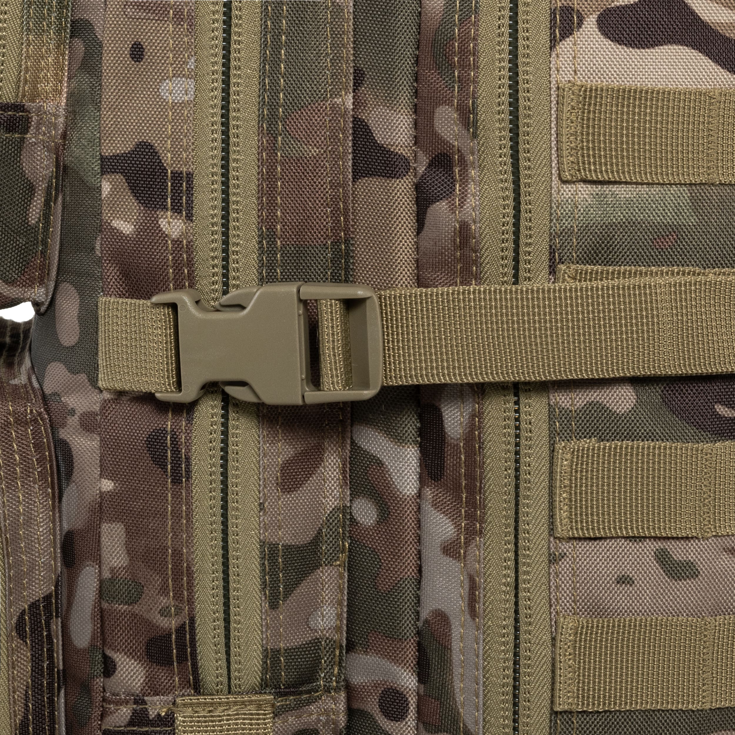 Rucsac Brandit Assault Pack Large 40 l - Arid MC Camo