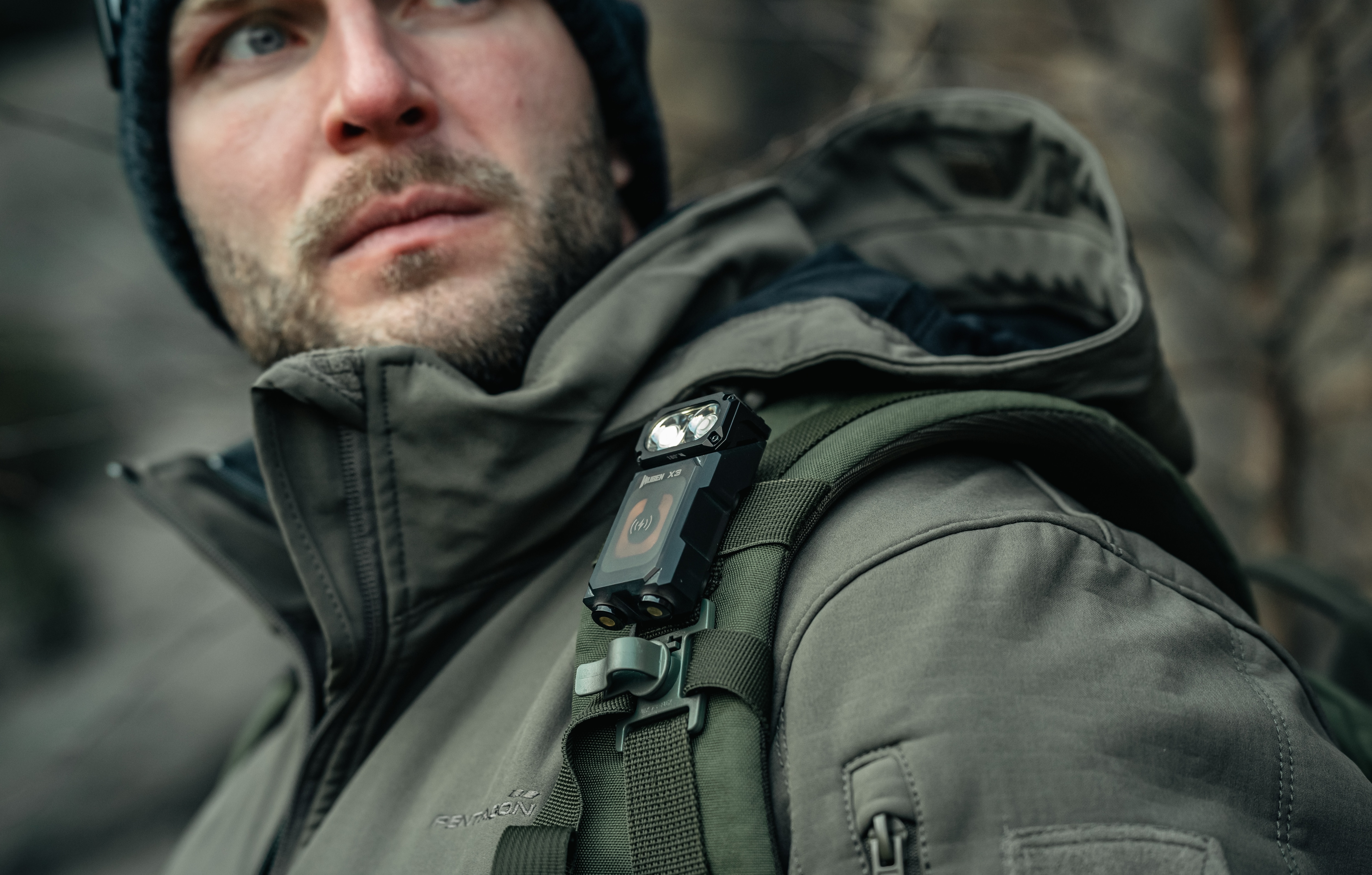 Lanternă Wuben X3 Pro Black + Aluminum Charging Box - 700 lumeni