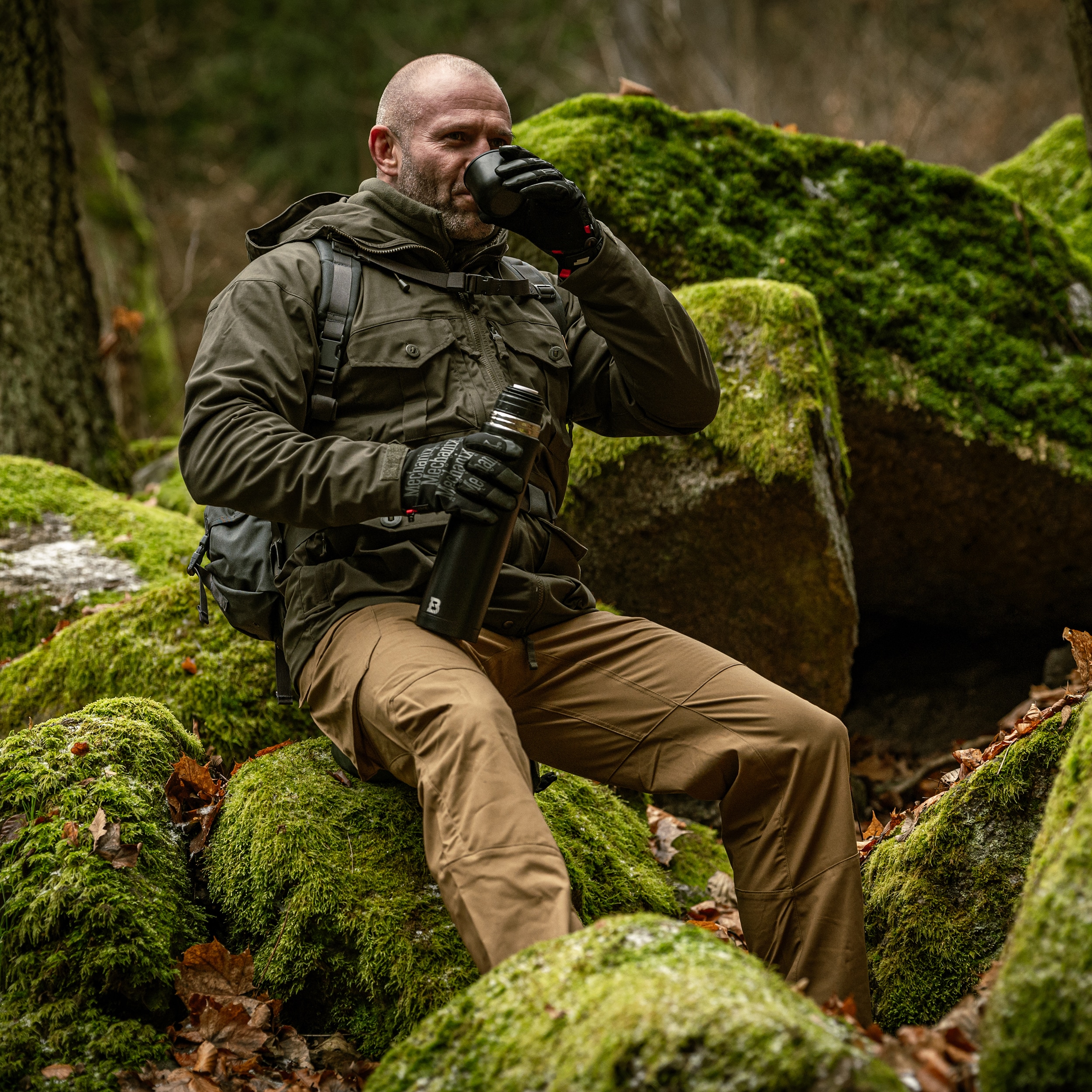 Termos Badger Outdoor Liquid 1 l - Black