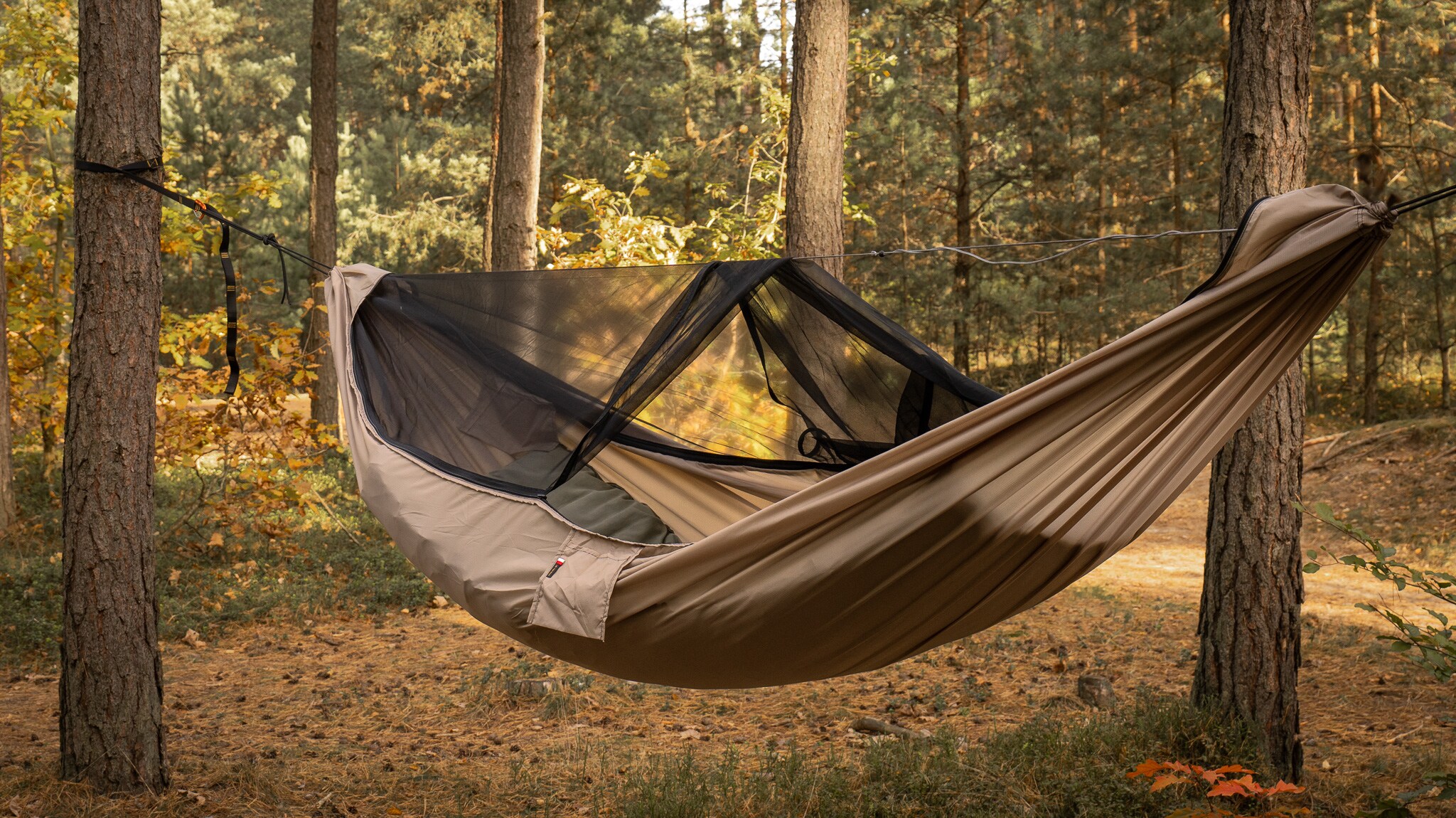 Hamac ultraușor TigerWood Ważka V2 Long Pocket Desert - cu plasă împotriva insectelor