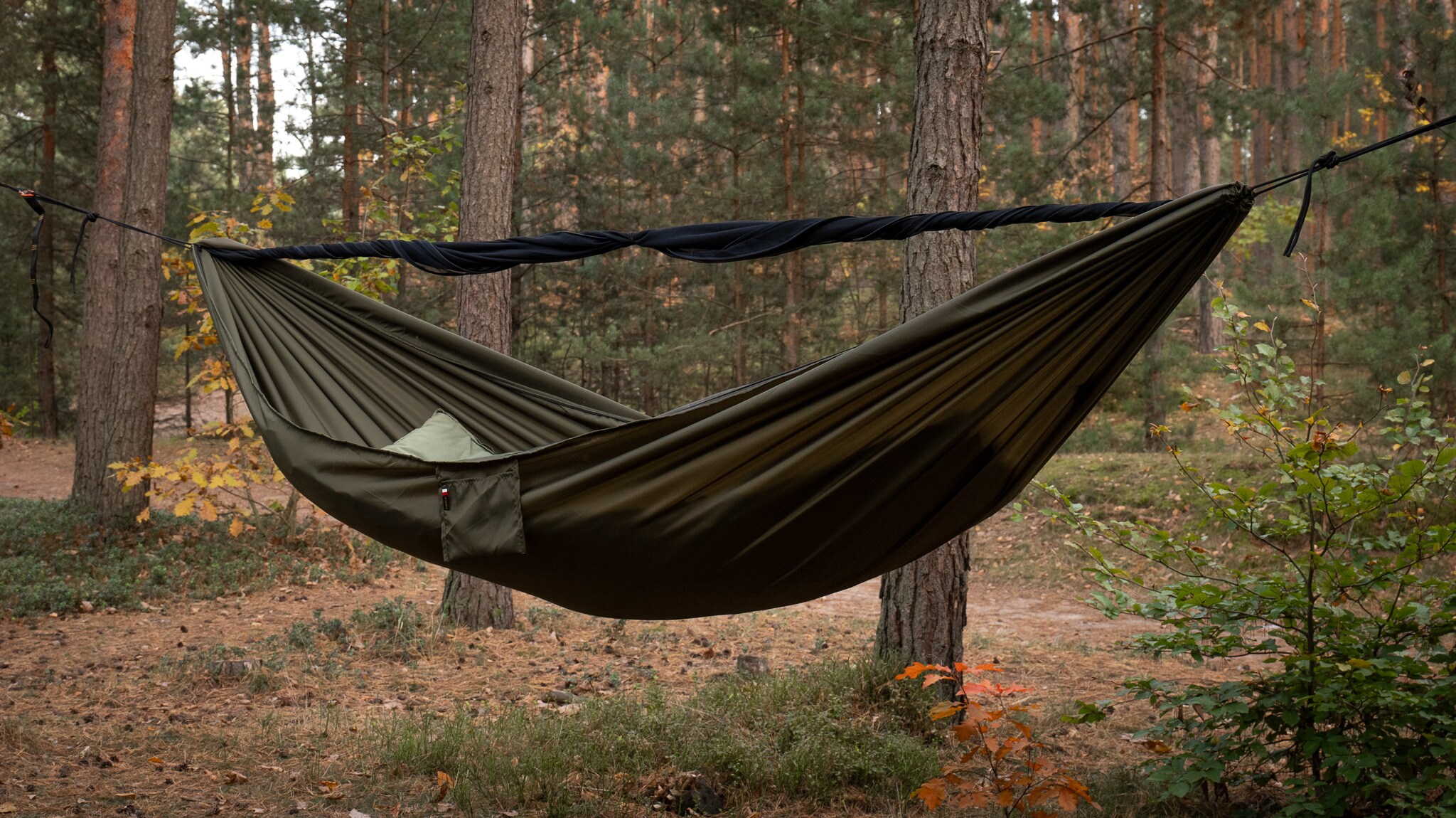 Hamac ultraușor TigerWood Ważka V2 Long Double Zip Khaki - cu plasă împotriva insectelor