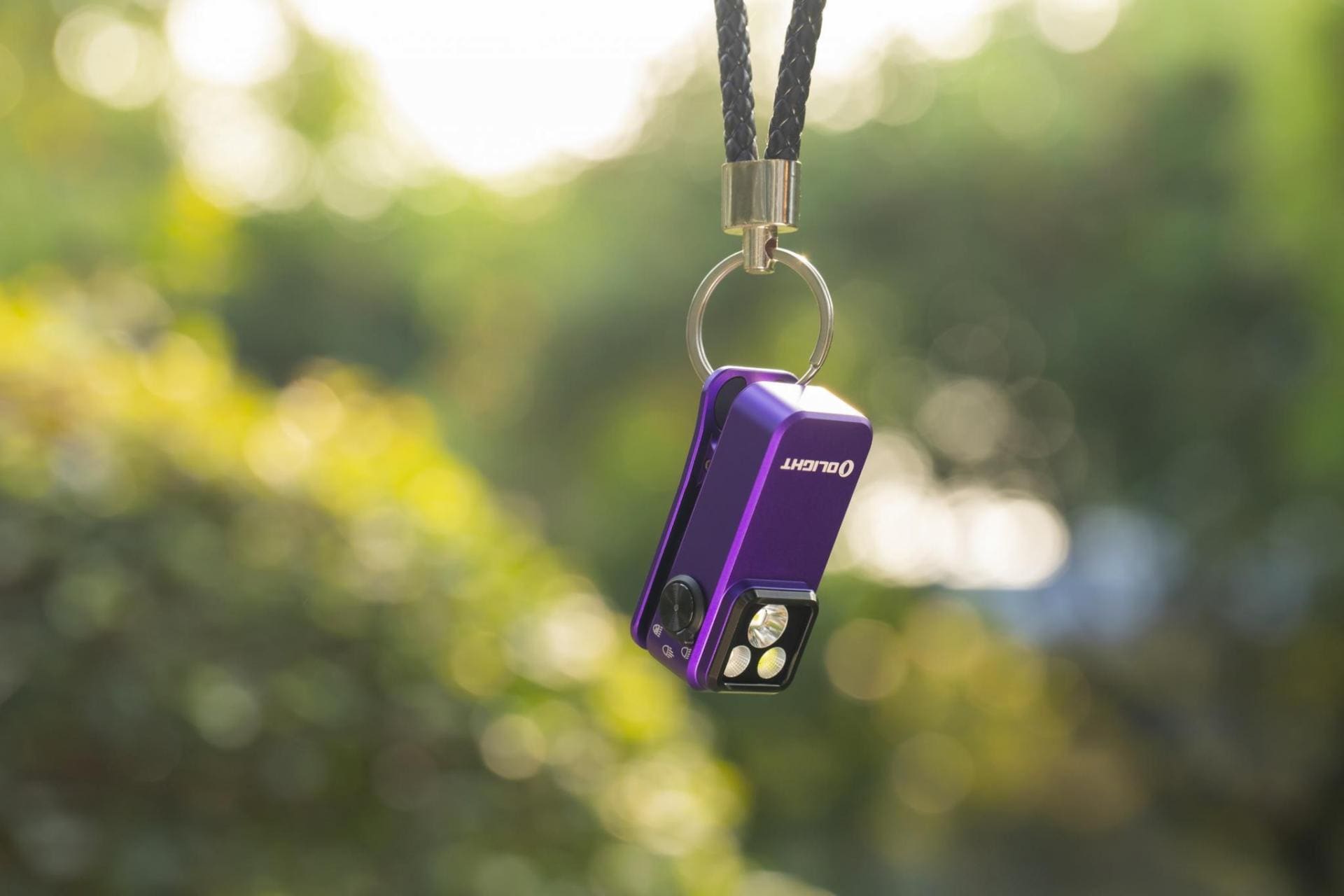 Lanternă reîncărcabilă Olight Oclip Pro Purple - 500 lumeni
