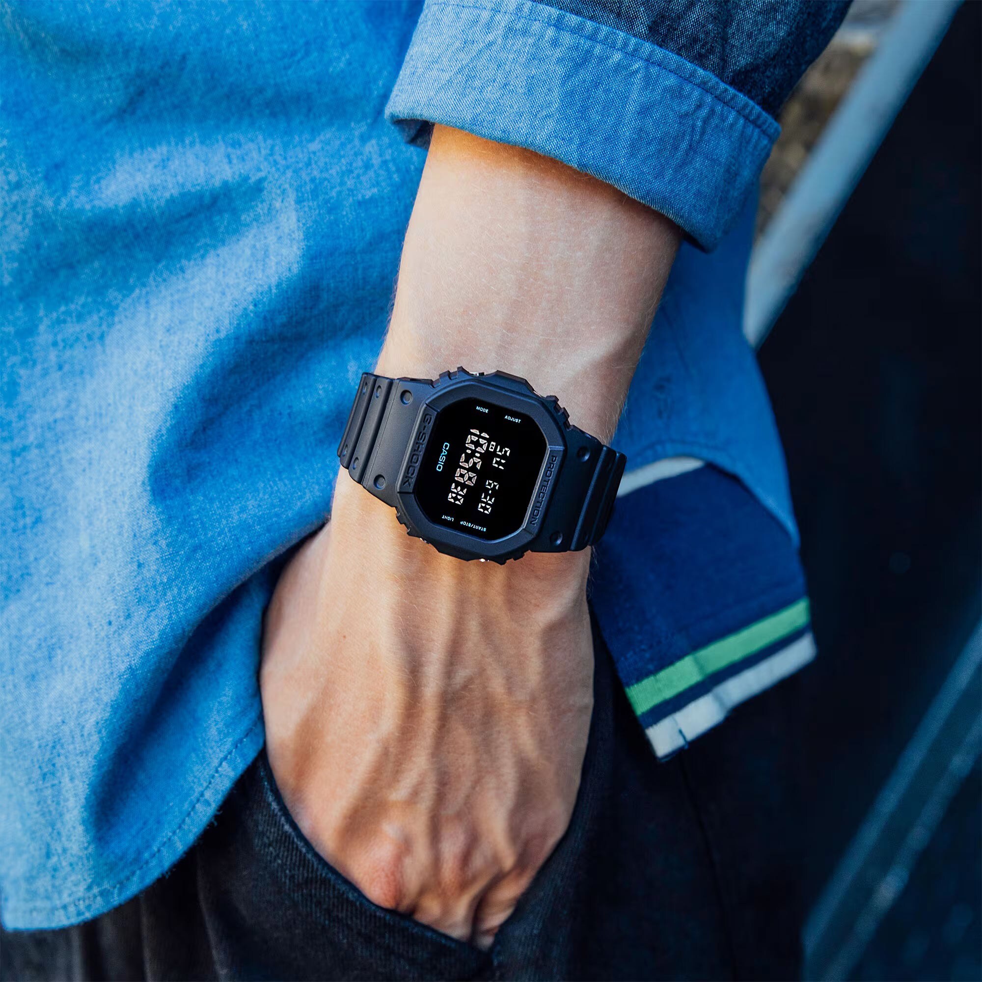 Ceas Casio G-Shock Original DW-5600UBB-1ER