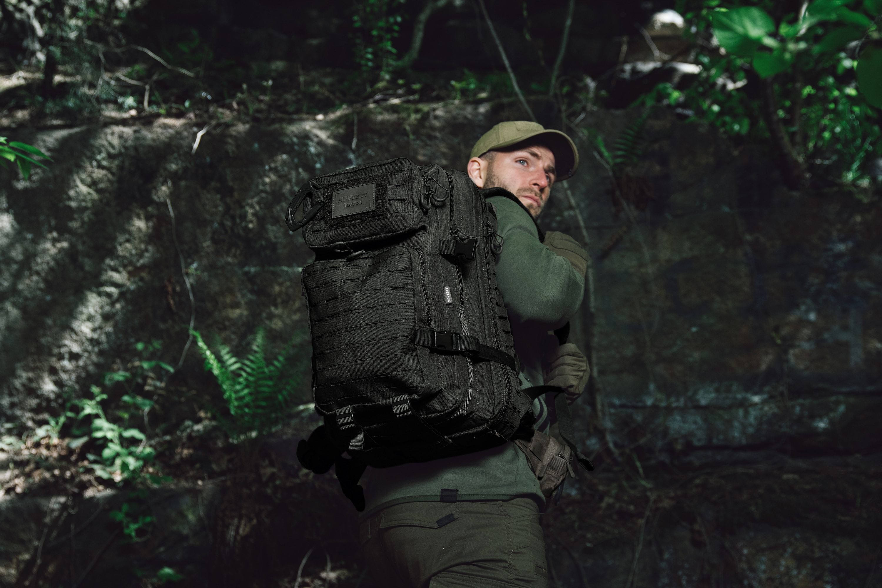 Rucsac Brytzky Tactical Polygon Large Laser Cut 36 l - Black
