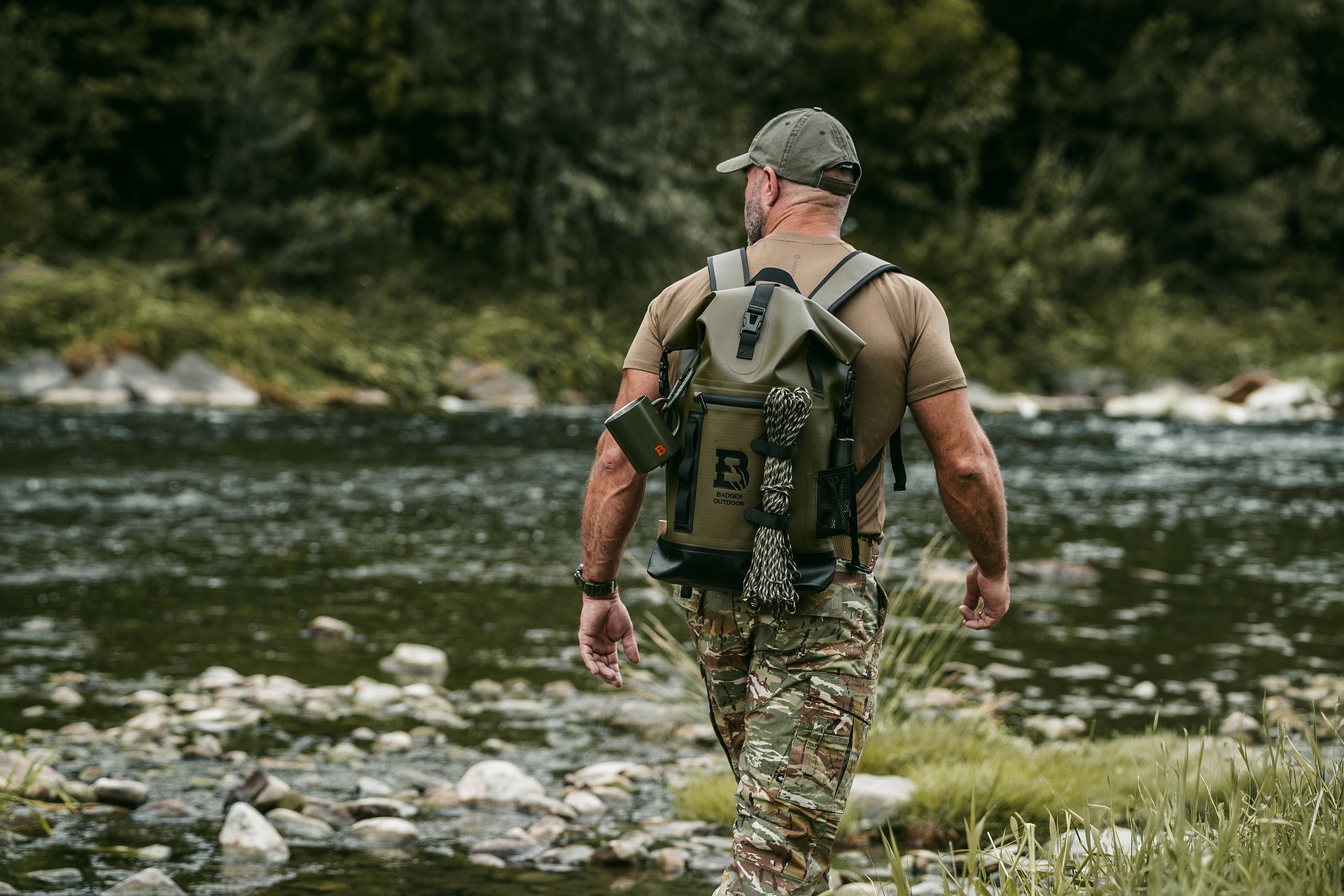 Rucsac impermeabil Badger Outdoor TPU 40 l - Military Green
