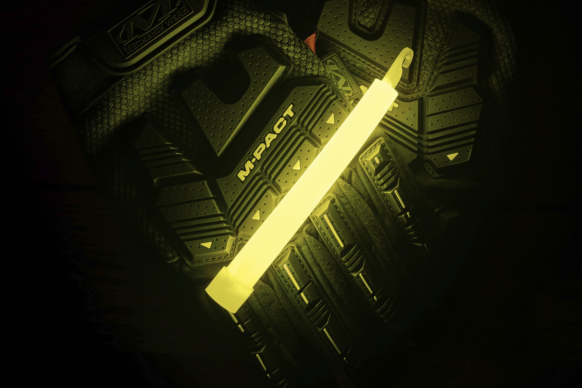 Baton luminos Badger Outdoor Color Mix - 6 buc.