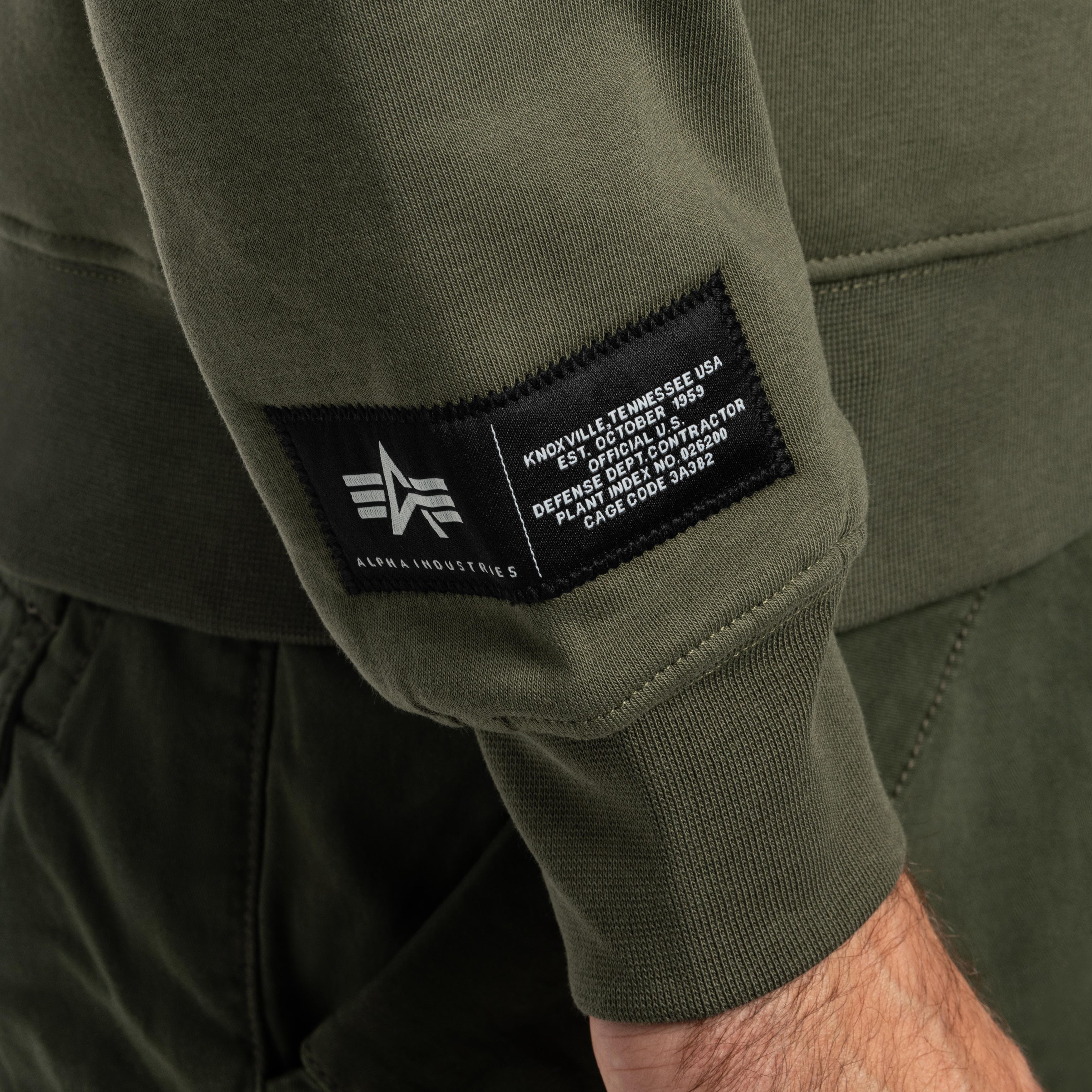 Bluză Alpha Industries Label Backprint - Dark Olive