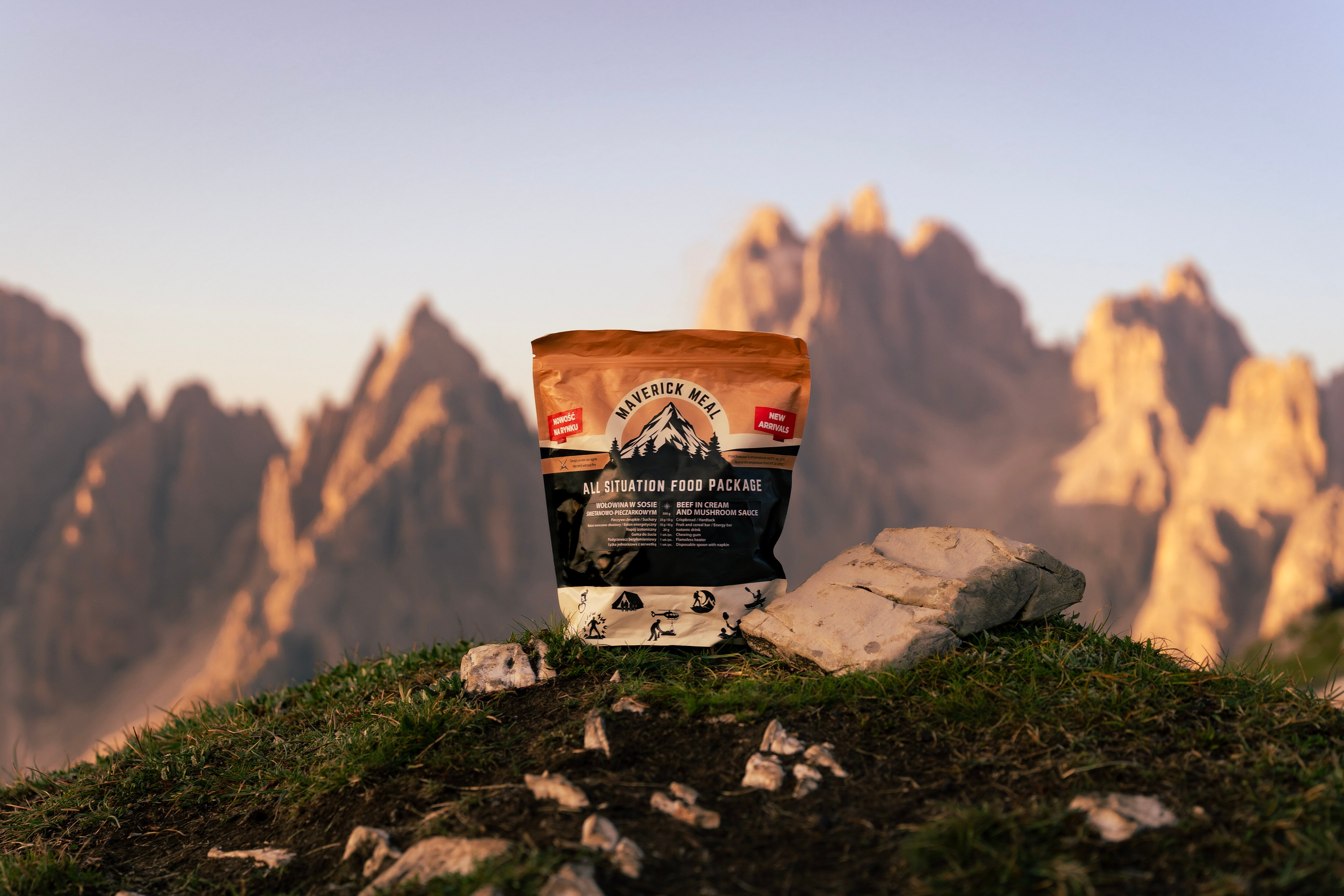 Rație alimentară Maverick Food Midi Carne de vită în sos de smântână și ciuperci - 417 g