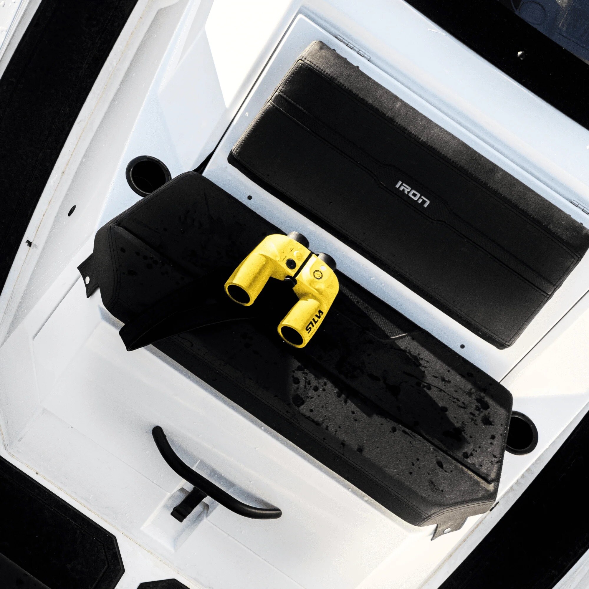 Binoclu Silva Eterna Navigator 3 7x50 cu compas