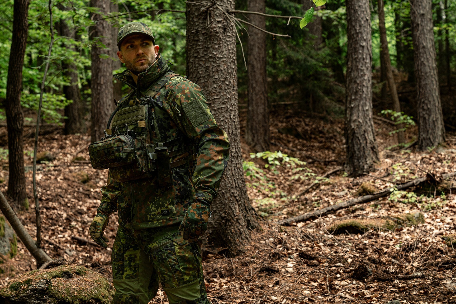 Borsetă Lindnerhof Multi-Pouch Horizontal Large PA023 - Flecktarn