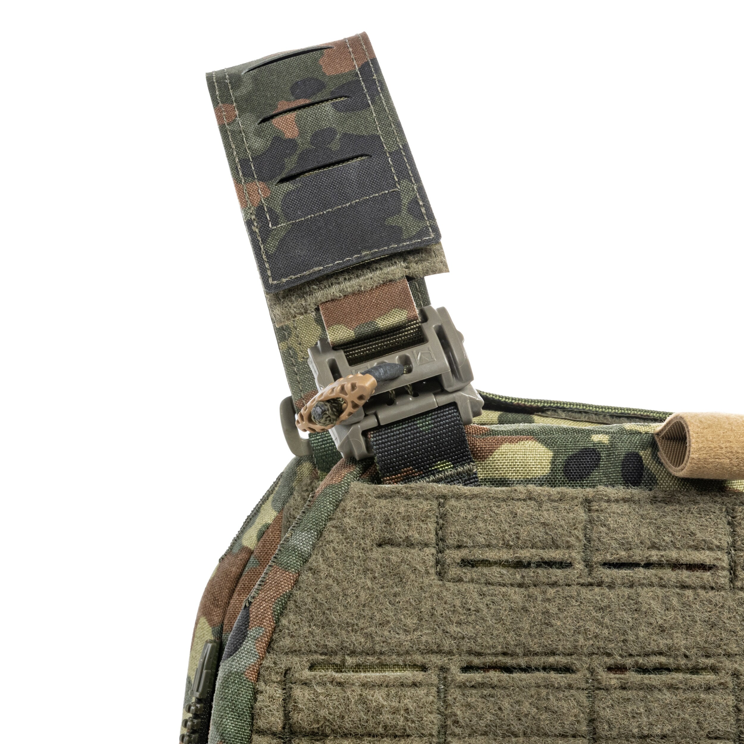 Vestă tactică Lindnerhof Plate Carrier LT042/2 - Flecktarn