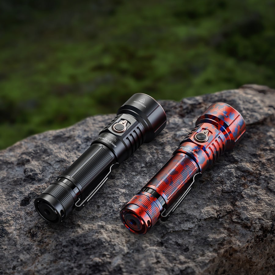 Lanternă Fenix LD36R Flame Camo - 3600 lumeni