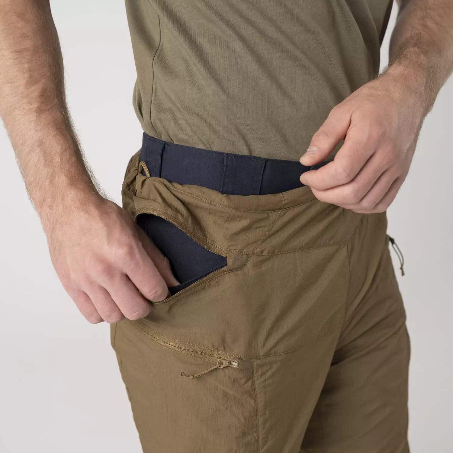 Pantaloni Helikon Windrunner - Coyote