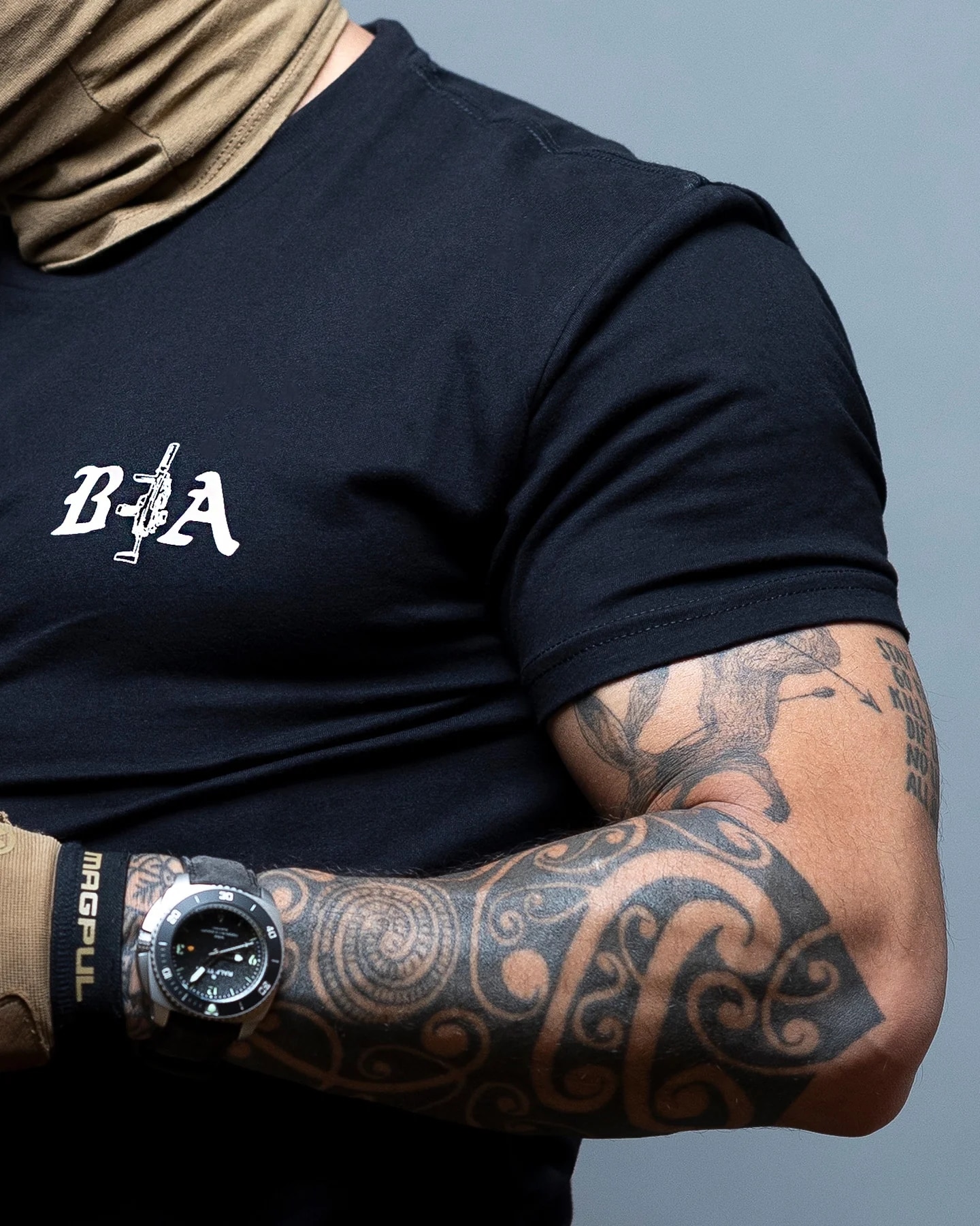 Tricou Brothers In Arms Hard Times - Black
