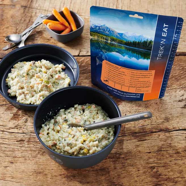 Alimente liofilizate Trek'n Eat - Pui cu orez și legume în sos de smântână 240 g