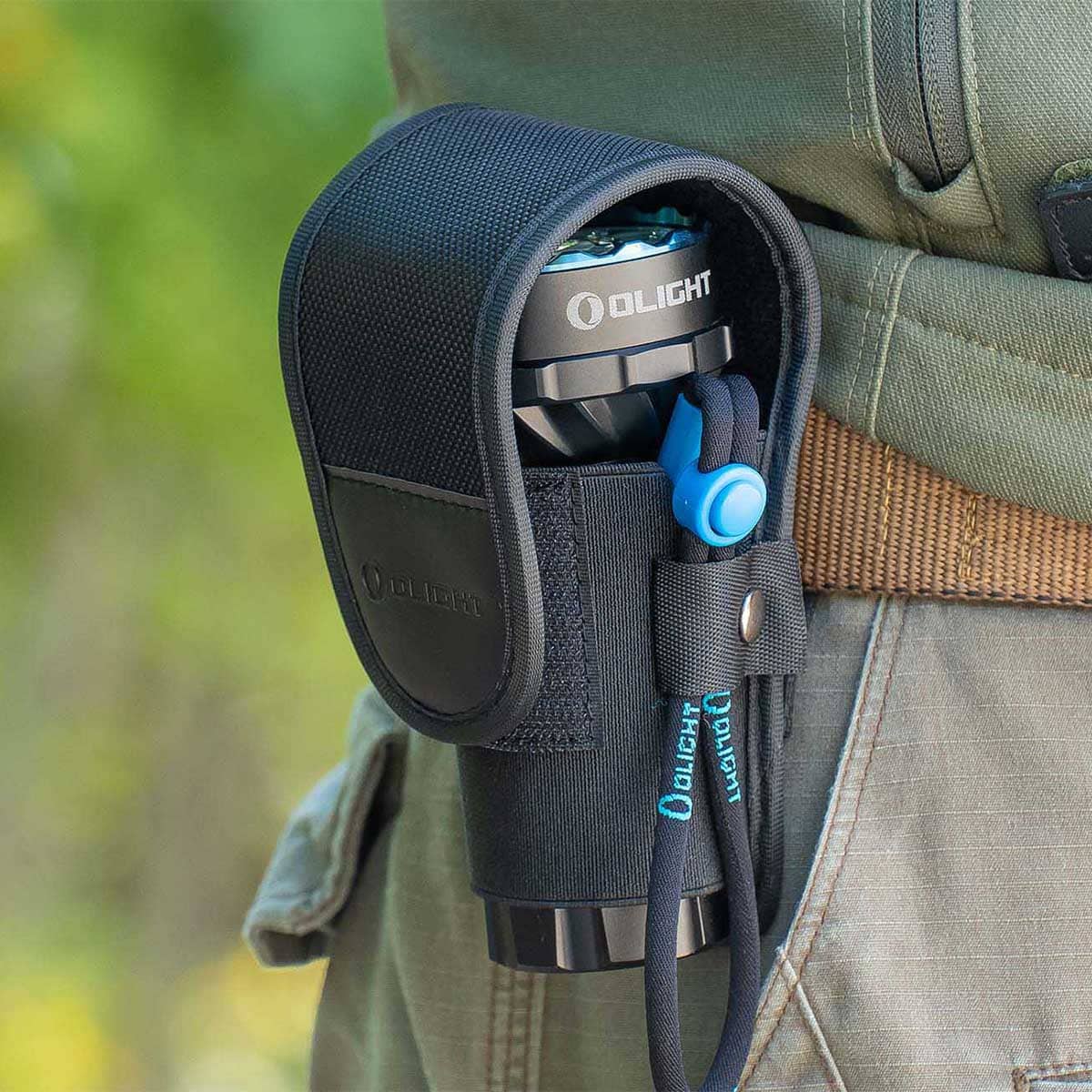 Lanternă reîncărcabilă Olight Marauder Mini Orange - 7000 lumeni, rază de acoperire 600 m