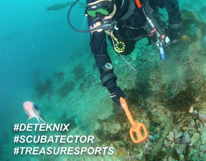 Detector de metale Quest Scuba Tector - Portocaliu