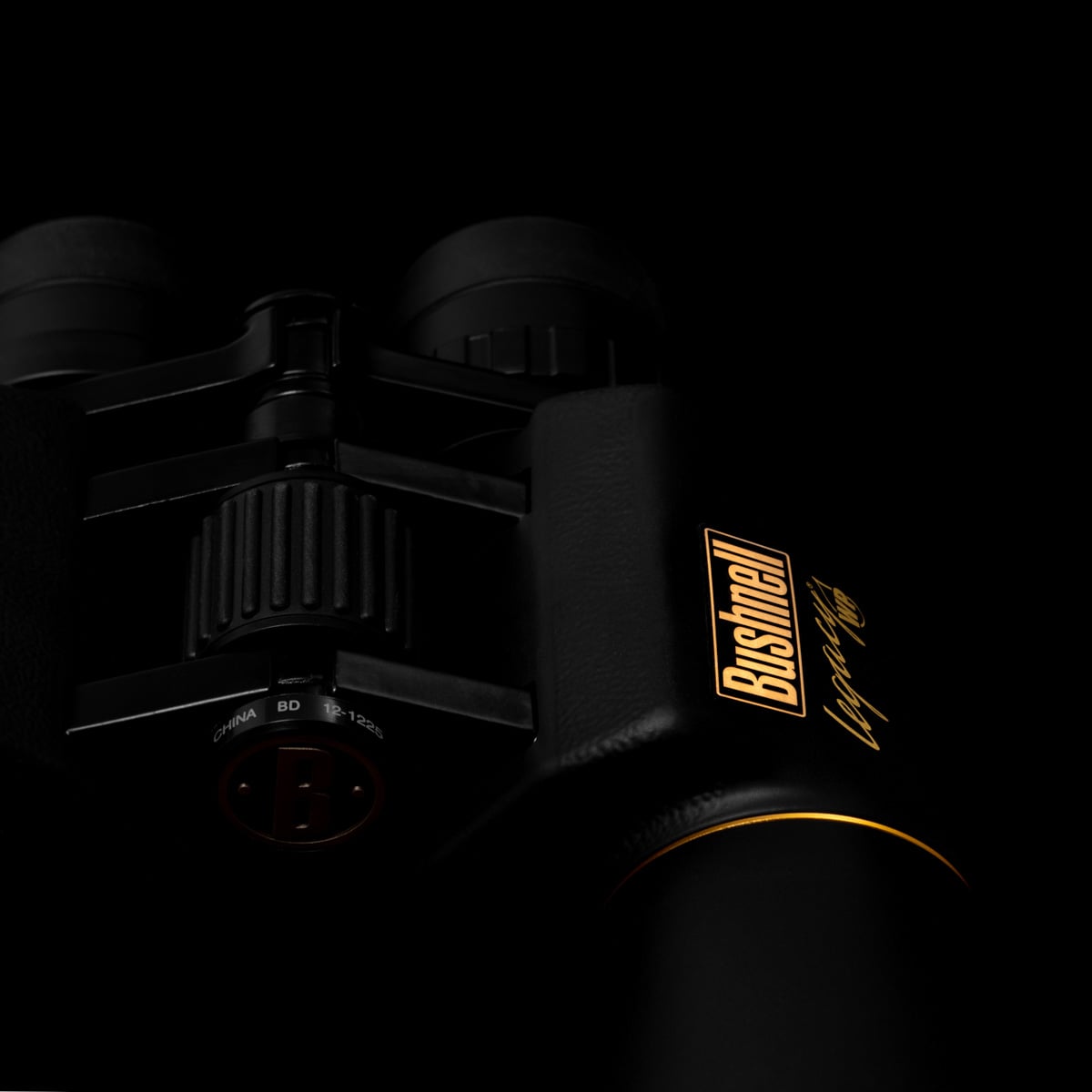 Binoclu militar Bushnell Legacy 10x50 WP