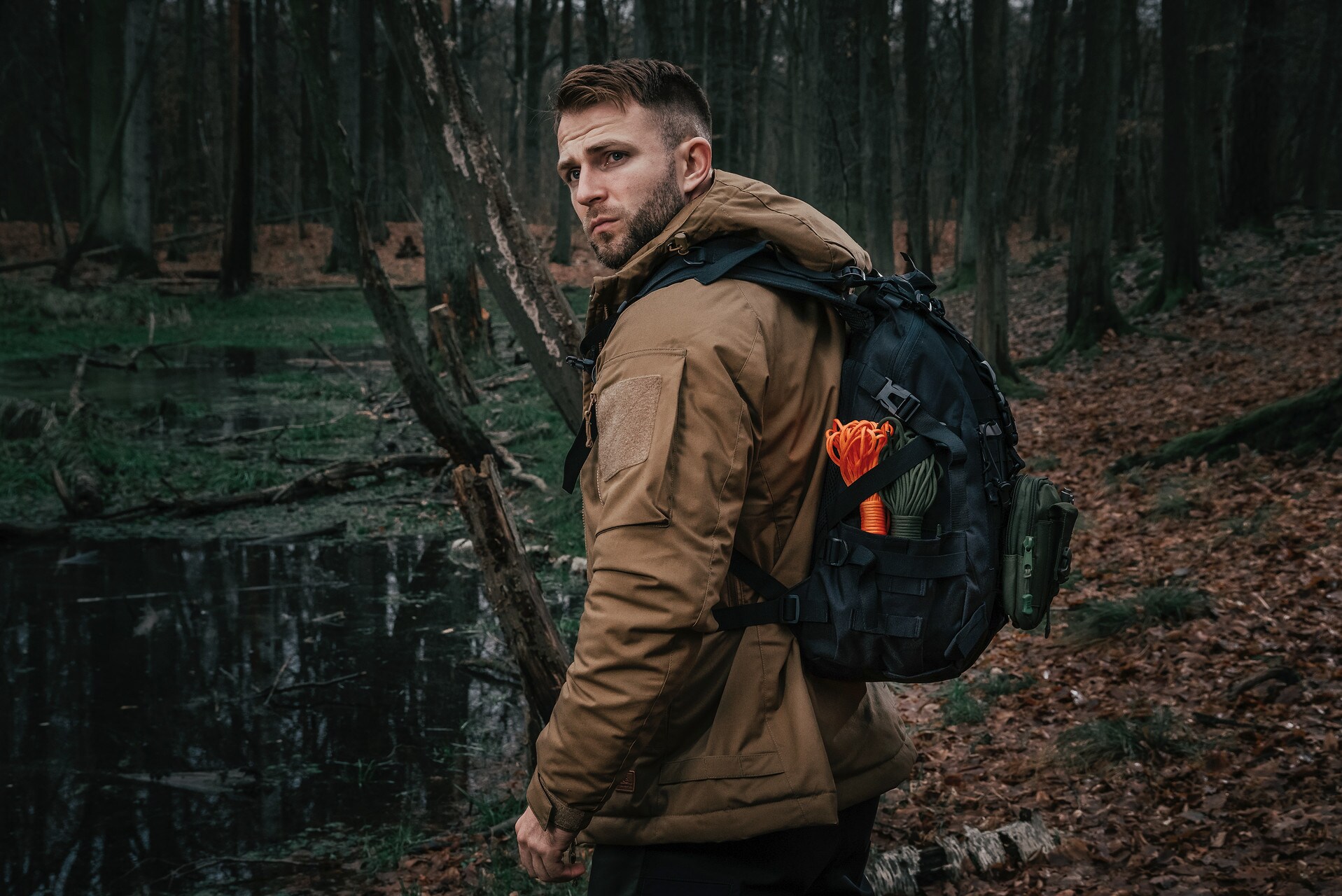 Frânghie pentru parașută Paracord Badger Outdoor 550 - Neon Orange