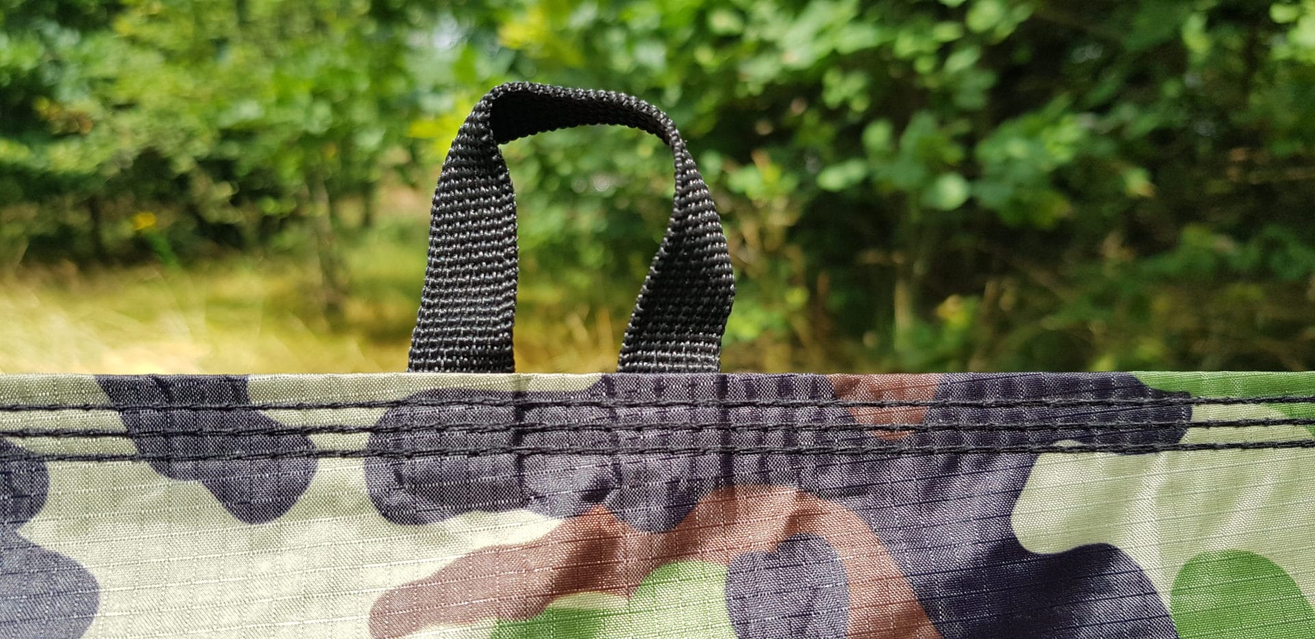 Prelată pentru camping Bushmen Thermo Tarp cu izolație termică 3 x 3 - Camo