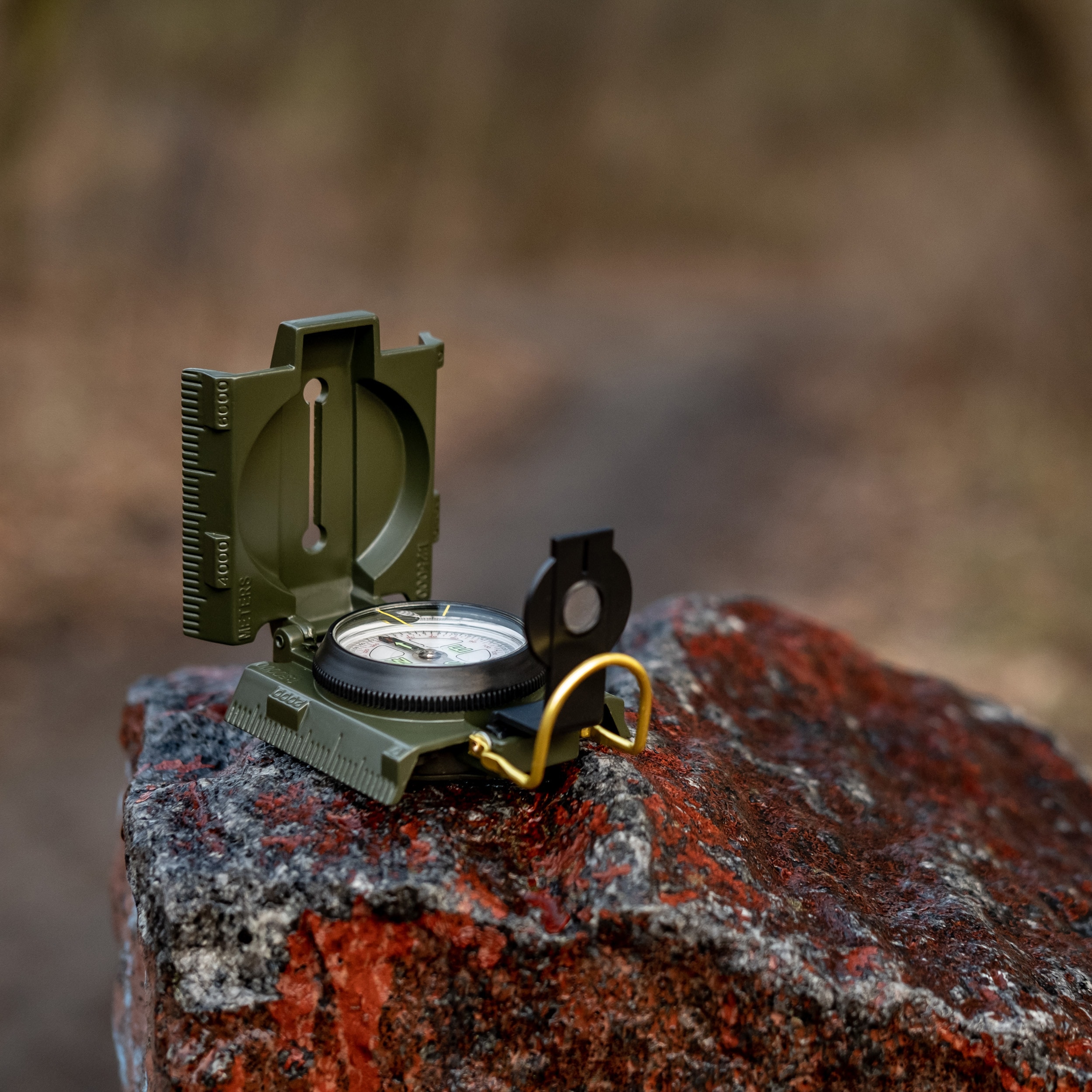 Busolă Mil-Tec US Metal cu iluminare - Olive