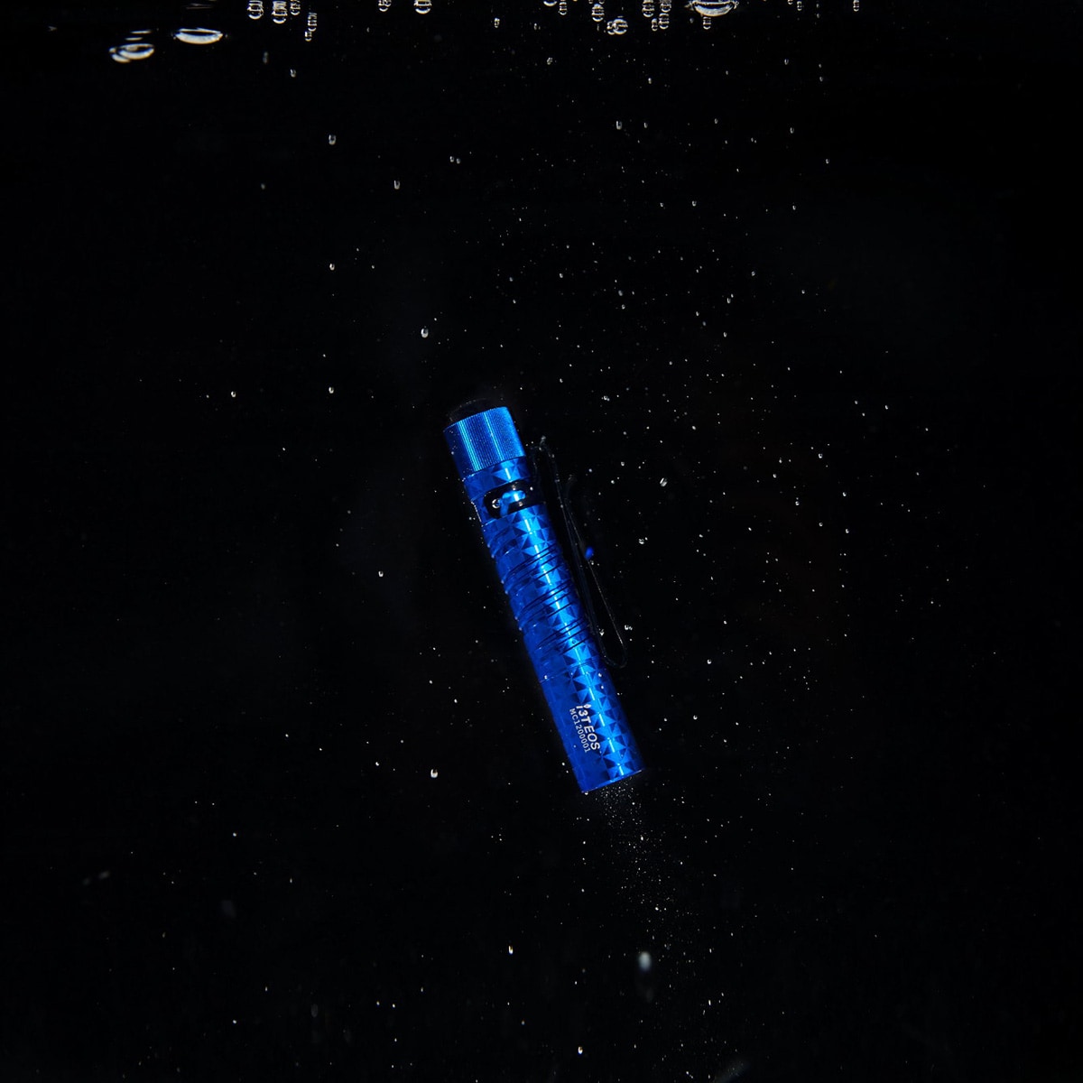 Lanternă Olight I3T EOS Pinwheel Blue - 180 lumeni