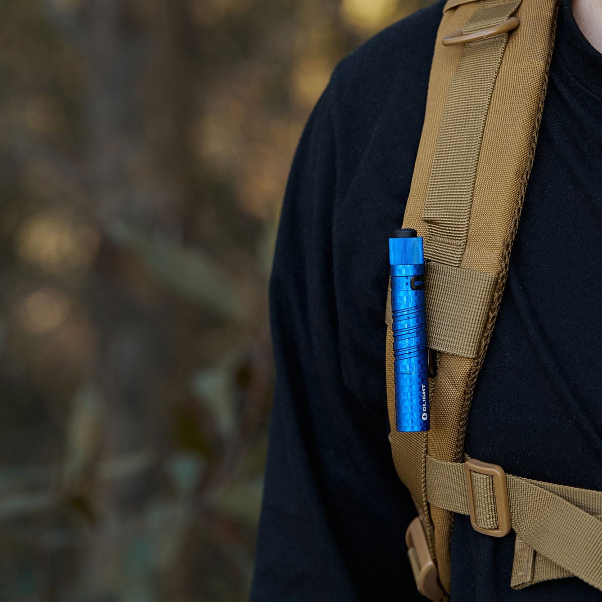 Lanternă Olight I3T EOS Pinwheel Blue - 180 lumeni