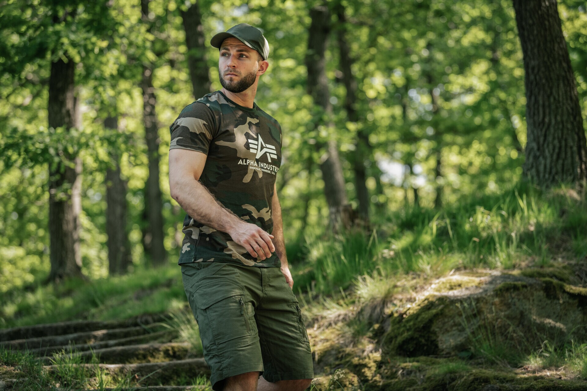 Tricou Alpha Industries Basic - Woodland Camo 65