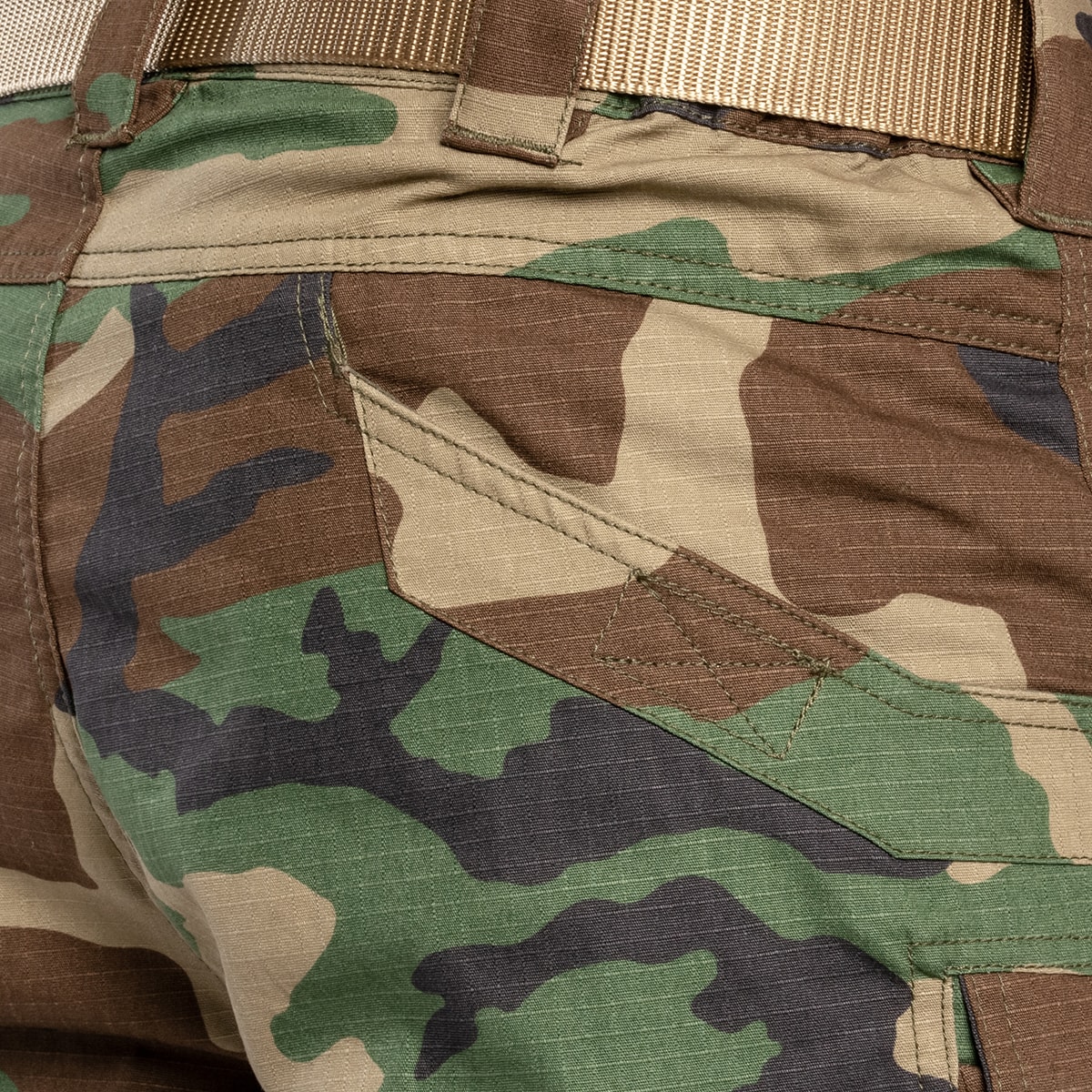 Pantaloni scurți Mil-Tec Assault Rip-Stop - Woodland