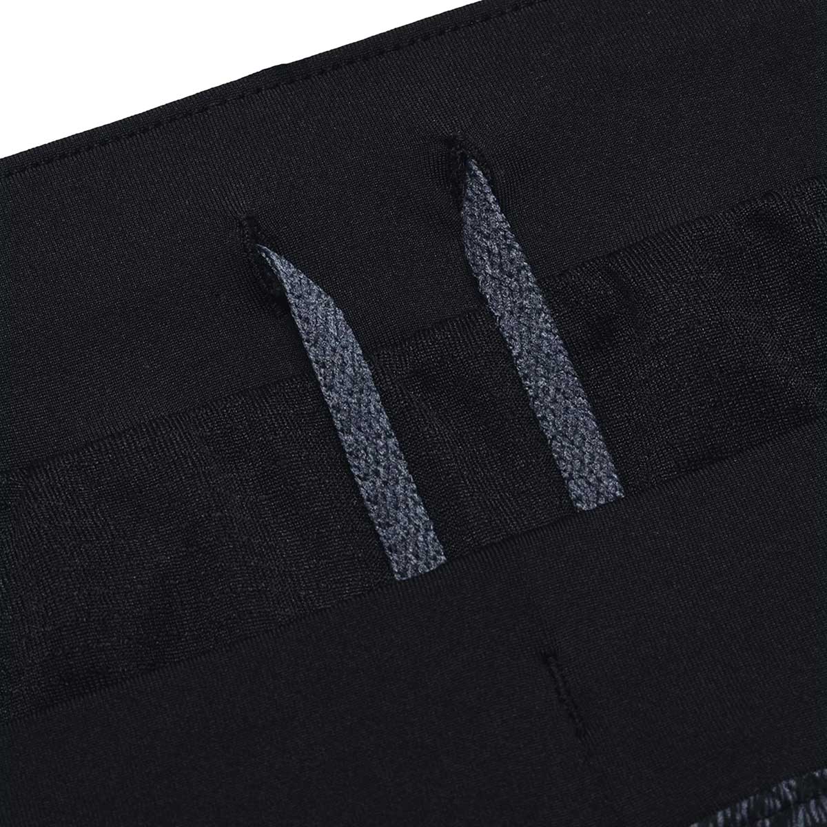 Pantaloni scurți de antrenament Under Armour Launch 7