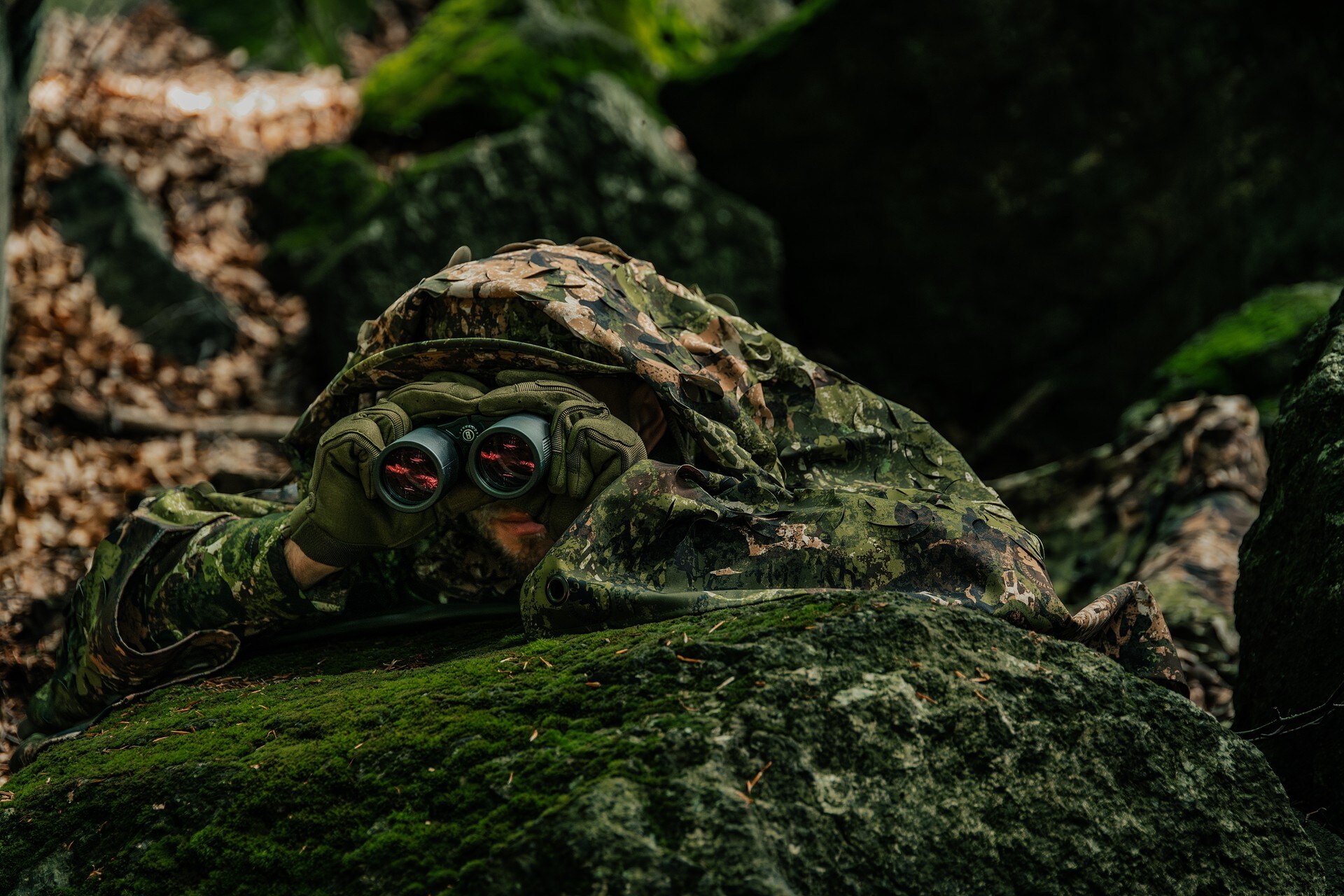 Binoclu Bushnell Legend E-Series 10x42 - Black