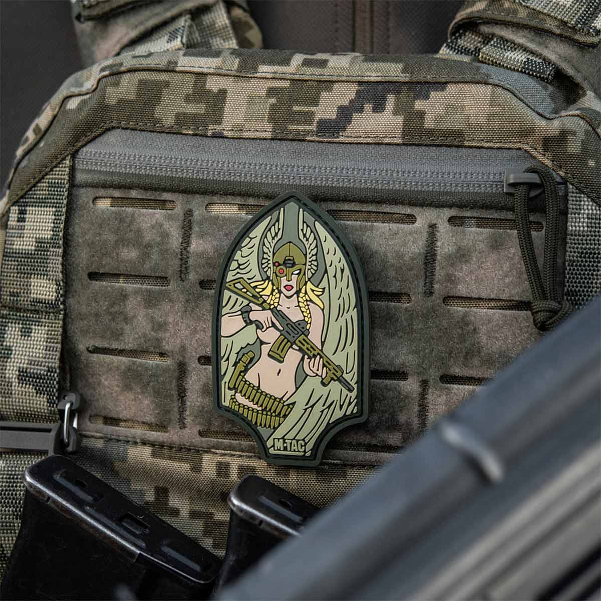 Нашивка M-Tac Піка Валькірія 3D PVC - Olive