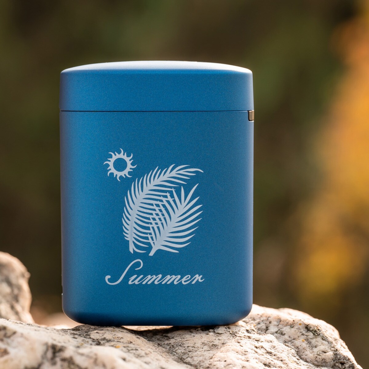 Акумуляторний ліхтарик Olight Baton 3 Limited Premium Edition Summer - 1200 люменів