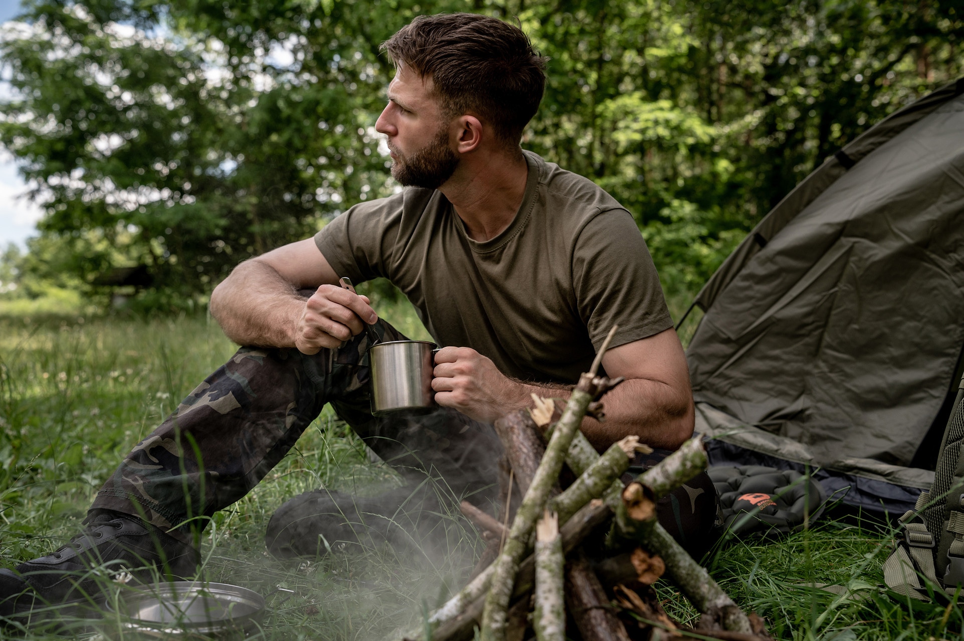 Універсальний столовий прилад Badger Outdoor Military Steel 4MCS