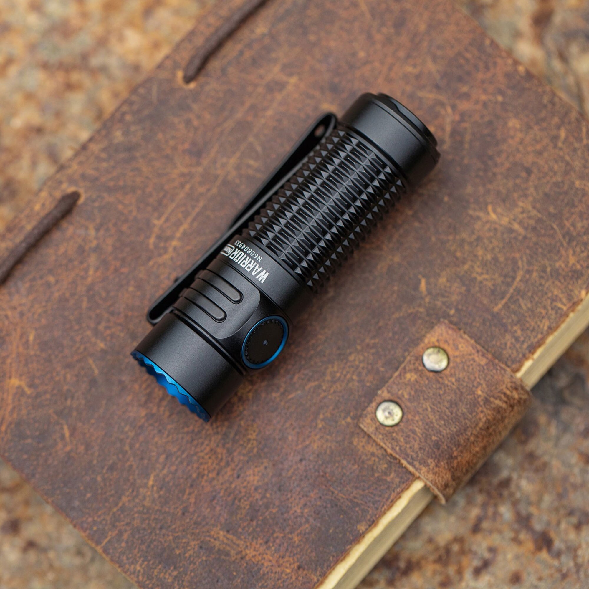 Ліхтарик Olight Warrior Nano Black - 1200 люменів