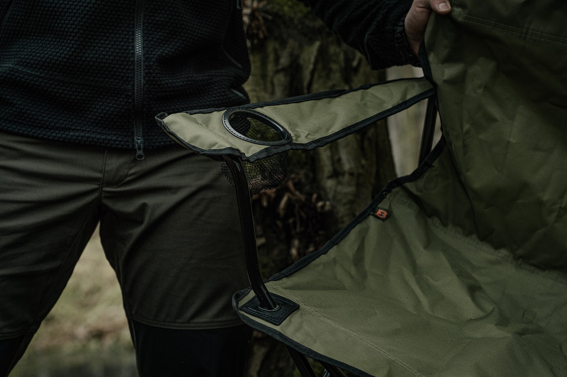 Розкладне туристичне крісло Badger Outdoor - Olive