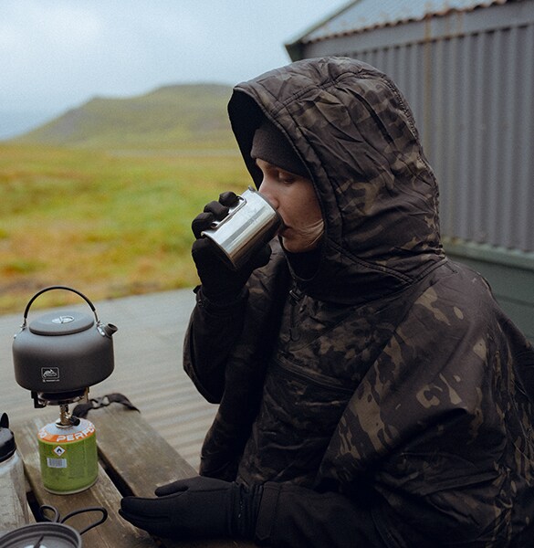 Пончо Helikon-Tex Swagman Roll Climashield Apex з функцією спального мішка - MultiCam Black