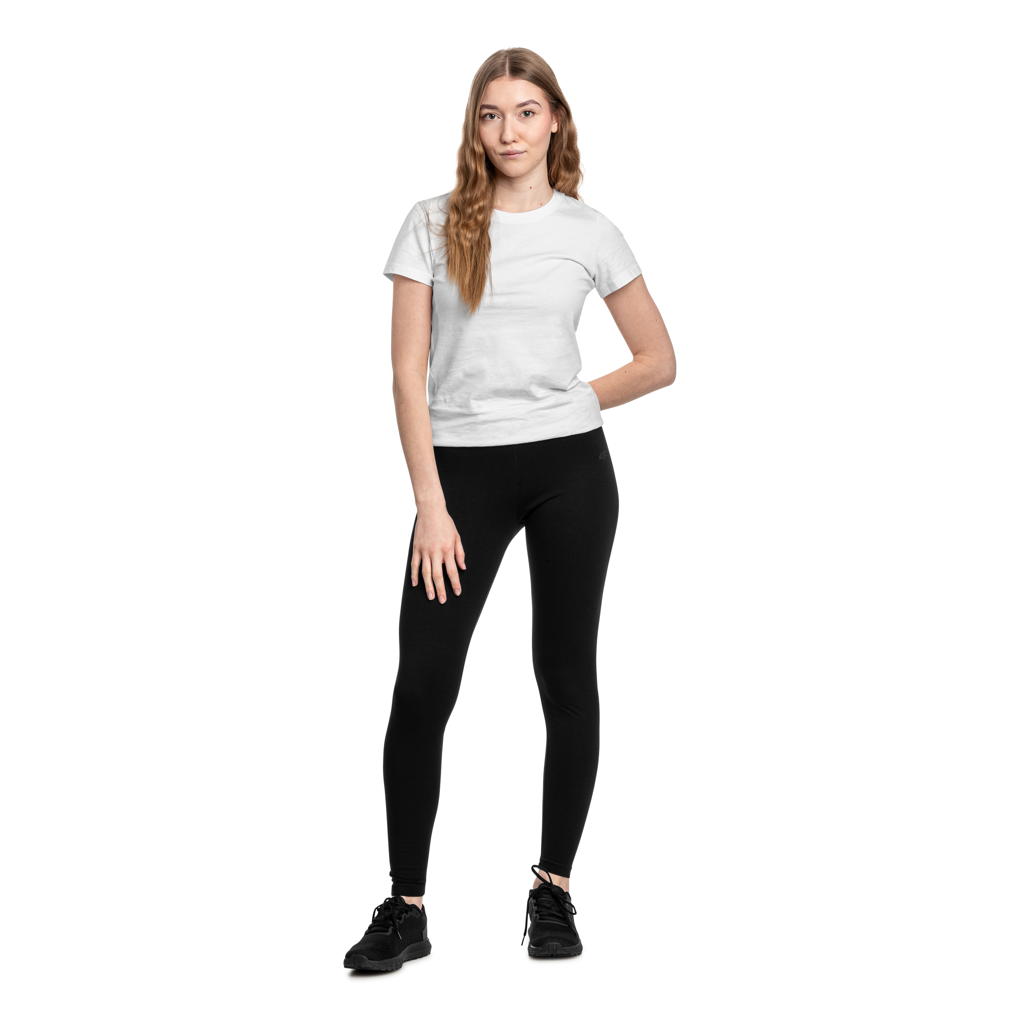 Жіночі легінси 4F CAS F195 - Чорні