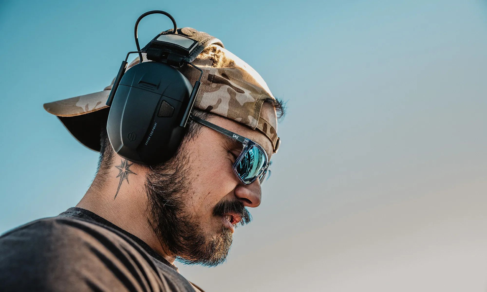 Тактичні окуляри Wiley X Axe - Captivate Polarized Green Mirror/Gloss Crystal Grey